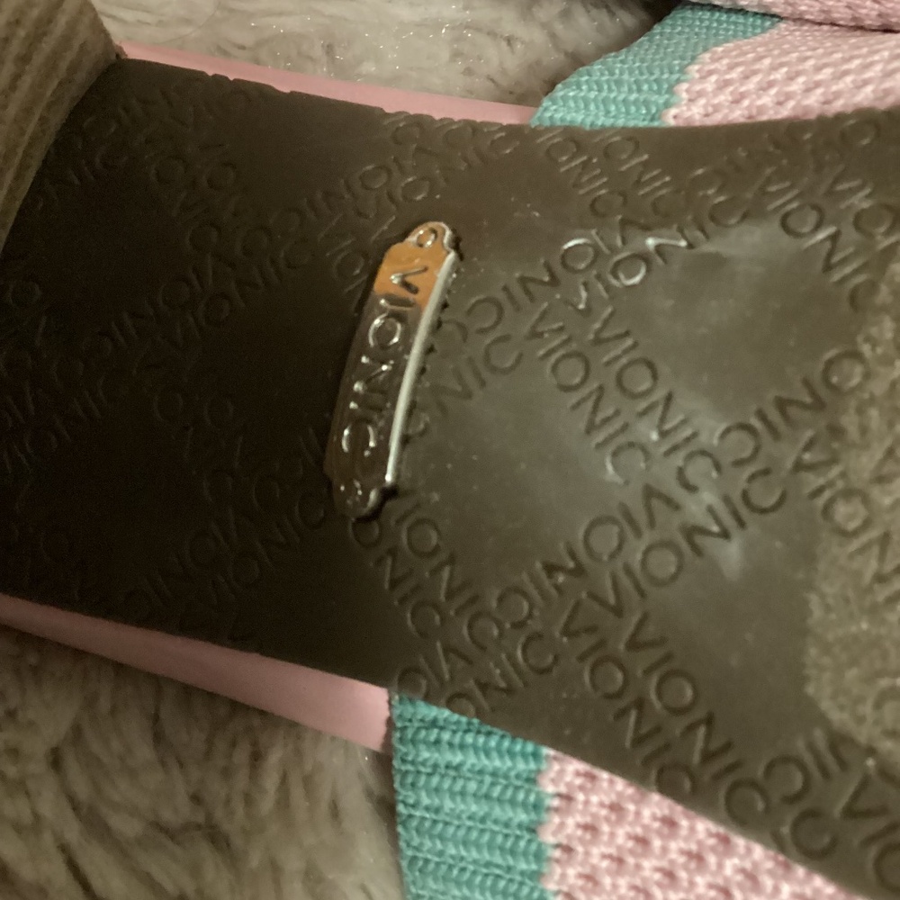 Vionic Slide Sz 10 - image 8